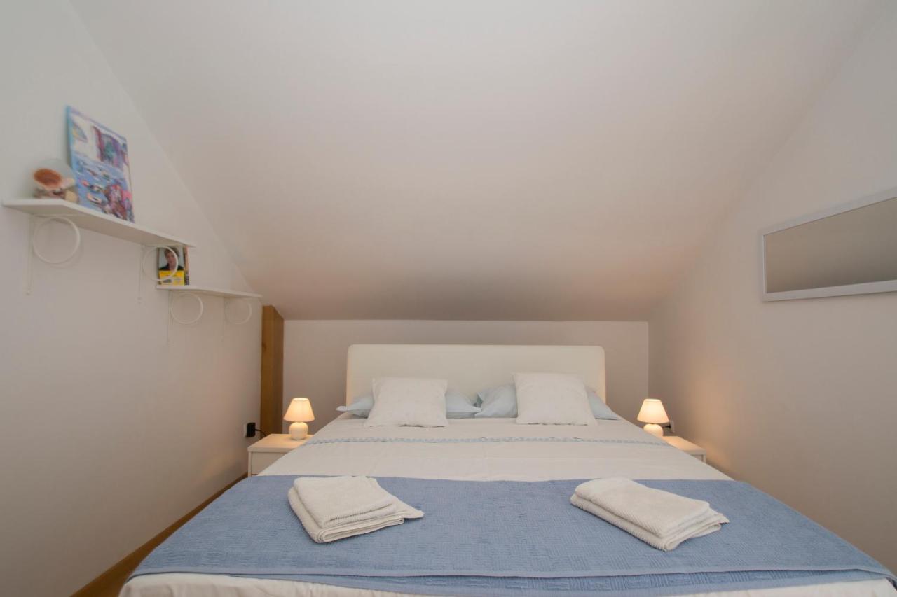 Oasis Blue Apartment กอร์จูลา ภายนอก รูปภาพ