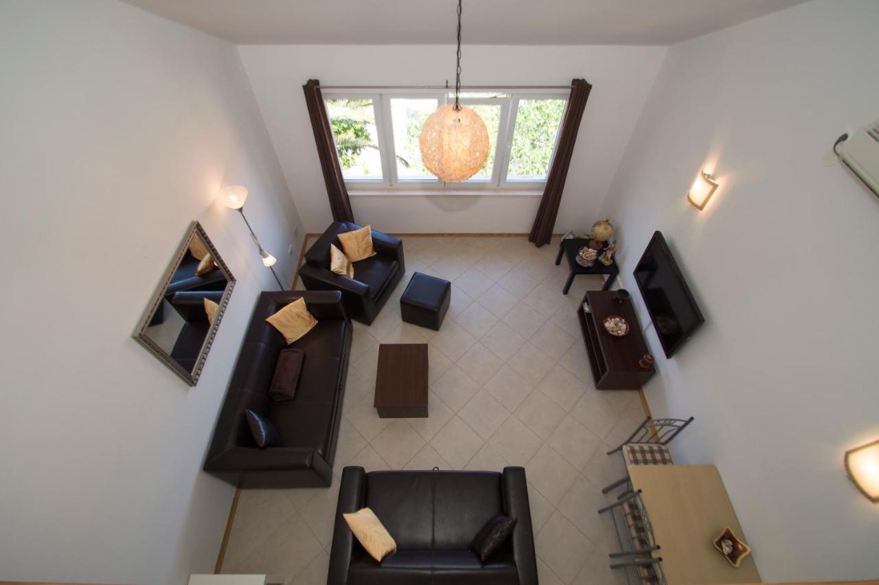 Oasis Blue Apartment กอร์จูลา ภายนอก รูปภาพ