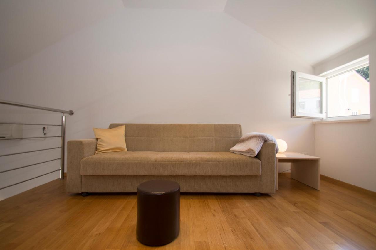 Oasis Blue Apartment กอร์จูลา ภายนอก รูปภาพ